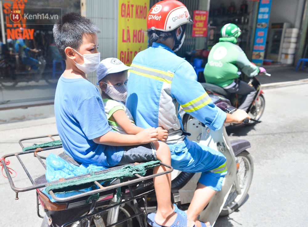 Cuộc sống của nữ cử nhân Triết học làm công nhân dọn rác nuôi con tự kỷ: Lúc mới đi làm, những đứa con hay chê mẹ hôi lắm - Ảnh 9.