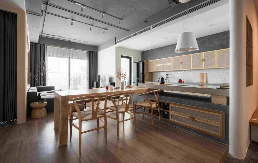 Chi 700 triệu, cặp đôi mang cả đồng quê vào căn hộ 120m2, nhìn bếp mà muốn nấu nướng cả ngày - Ảnh 6. Chi 700 triệu, cặp đôi mang cả đồng quê vào căn hộ 120m2, nhìn bếp mà muốn nấu nướng cả ngày - Ảnh 6.