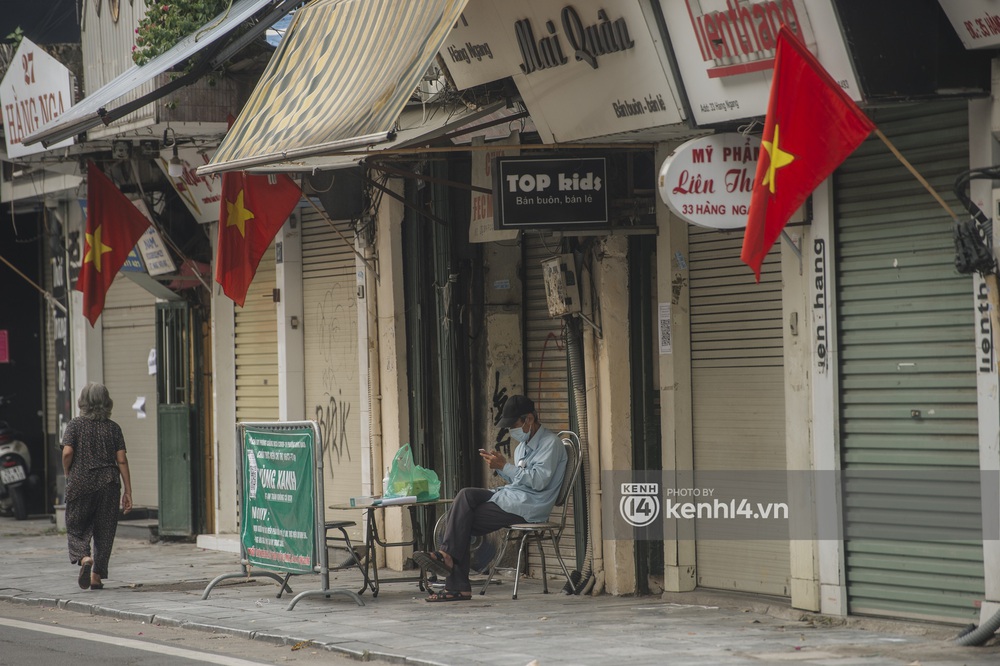 Ngày Quốc khánh đặc biệt: Cả Hà Nội, Sài Gòn và Đà Nẵng đều lặng yên, đồng lòng chiến thắng đại dịch - Ảnh 4. Ngày Quốc khánh đặc biệt: Cả Hà Nội, Sài Gòn và Đà Nẵng đều lặng yên, đồng lòng chiến thắng đại dịch - Ảnh 4.