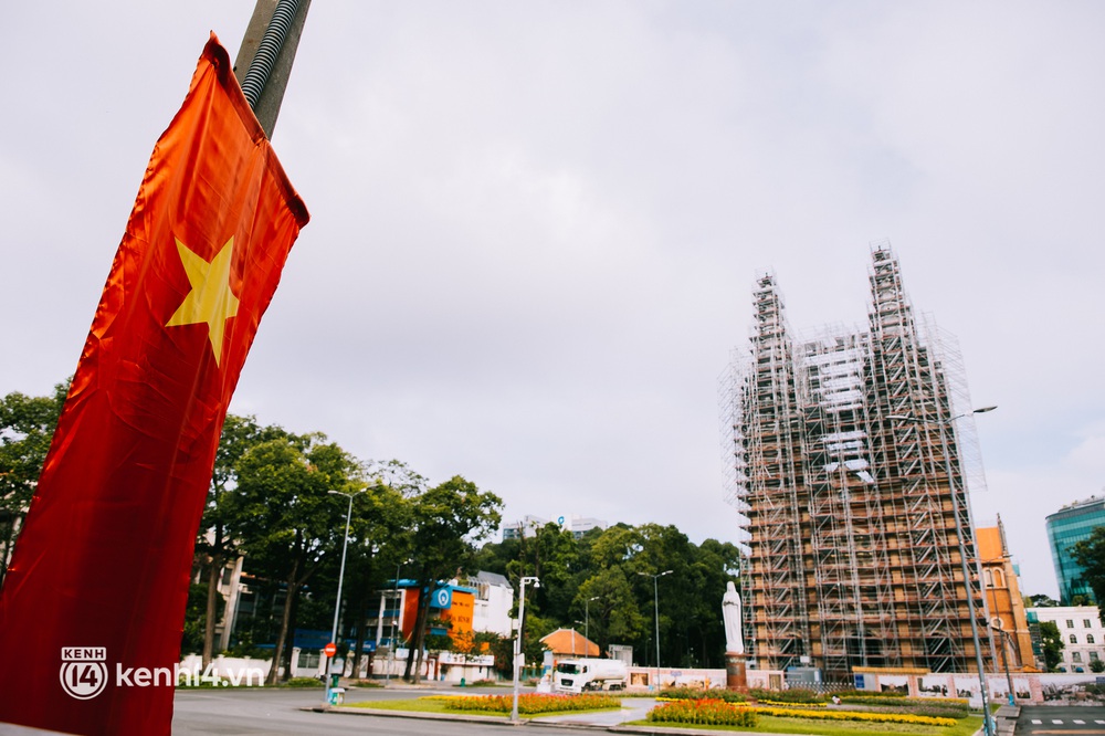Ngày Quốc khánh đặc biệt: Cả Hà Nội, Sài Gòn và Đà Nẵng đều lặng yên, đồng lòng chiến thắng đại dịch - Ảnh 14. Ngày Quốc khánh đặc biệt: Cả Hà Nội, Sài Gòn và Đà Nẵng đều lặng yên, đồng lòng chiến thắng đại dịch - Ảnh 14.