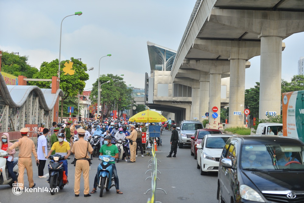 Diễn biến dịch ngày 6/9: Hà Nội thêm 38 ca COVID-19, riêng Thanh Xuân 20 trường hợp; Chủ tịch TP.HCM lên sóng livestream, đối thoại về định hướng sau 15/9 - Ảnh 1.