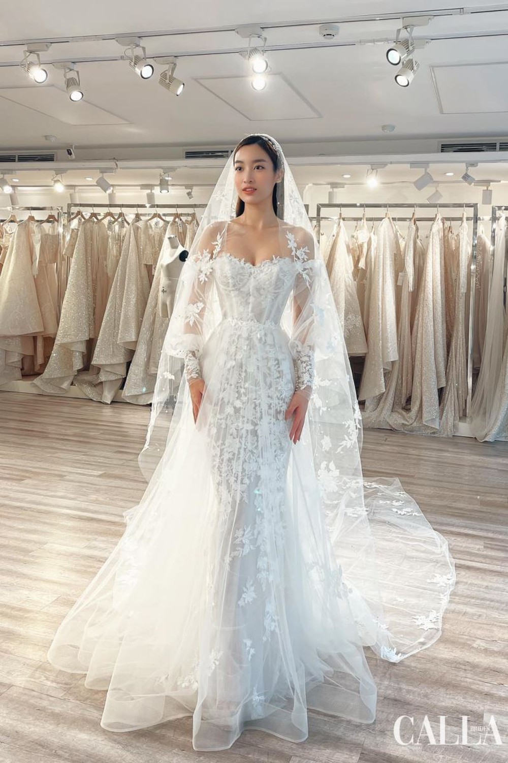 Đỗ Mỹ Linh thử váy cưới trước thềm hôn lễ: Nhan sắc cô dâu mỹ miều, khí chất chuẩn phu nhân hào môn - Ảnh 4.