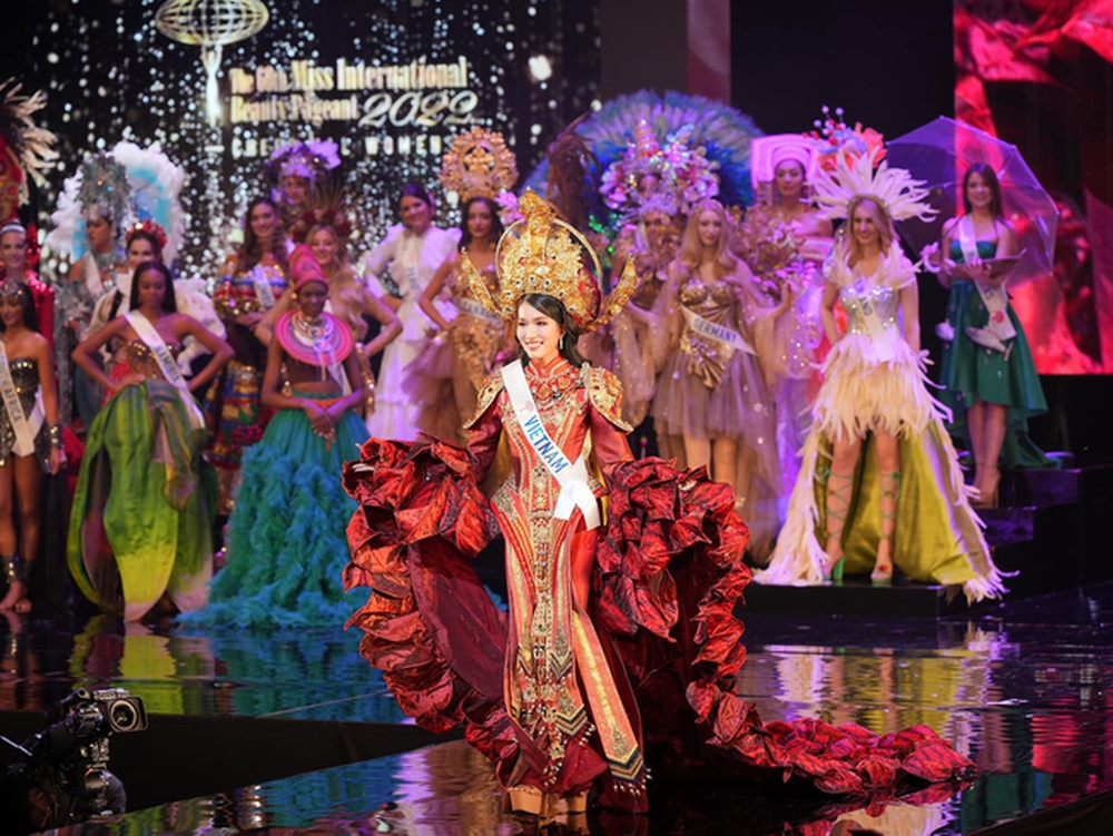 Miss International 2019: Tôi thật sự thấy buồn Phương Anh không vào top 15, cô ấy đã rất cố gắng - Ảnh 1.