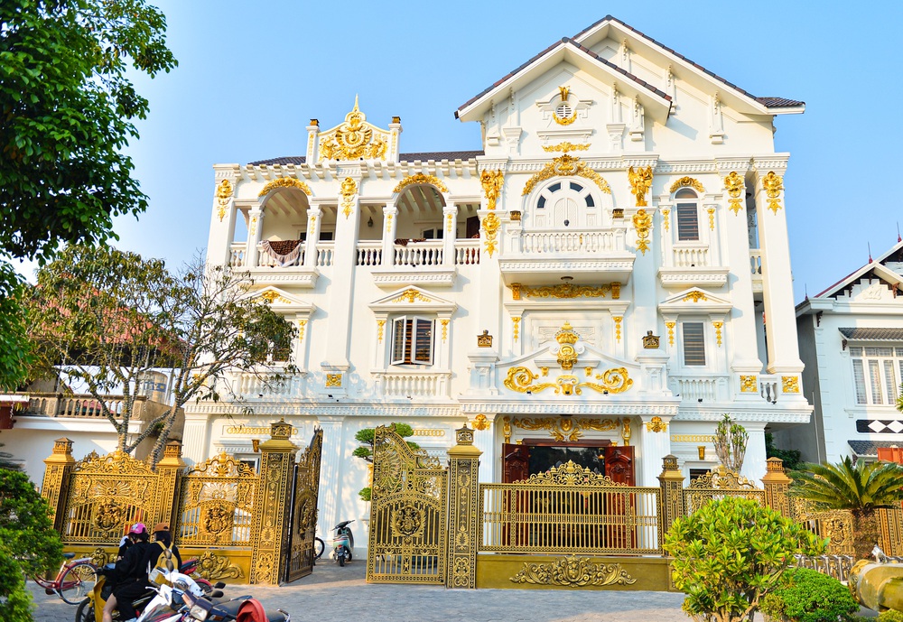 Meet the giant pig farm in Hai Duong, see the hundreds of billion gold-plated supercars and villas in the thousand square meter park - Photo 4.