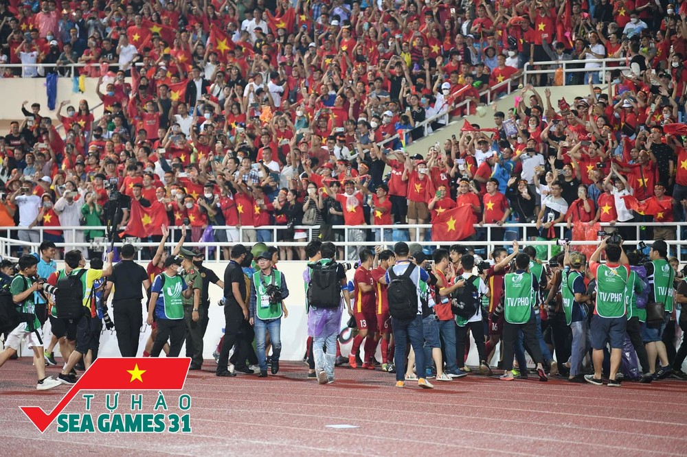 Những khoảnh khắc đầy cảm xúc trong trận chung kết U23 Việt Nam - U23 Thái Lan: Món quà tri ân vô giá tới người hâm mộ và HLV Park Hang-seo - Ảnh 11.