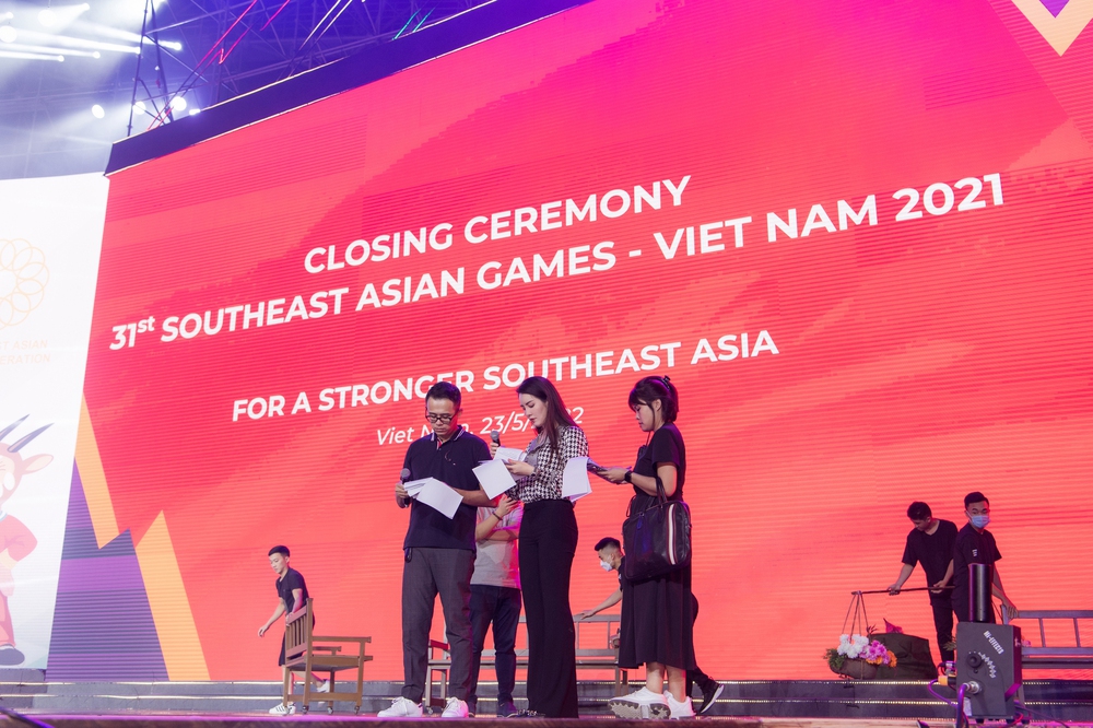 MC Thuy Van - the host of the closing ceremony of the 31st SEA Games: From runner-up, Master to 10 years pursuing a career in leadership, a full but secret life - Photo 6.