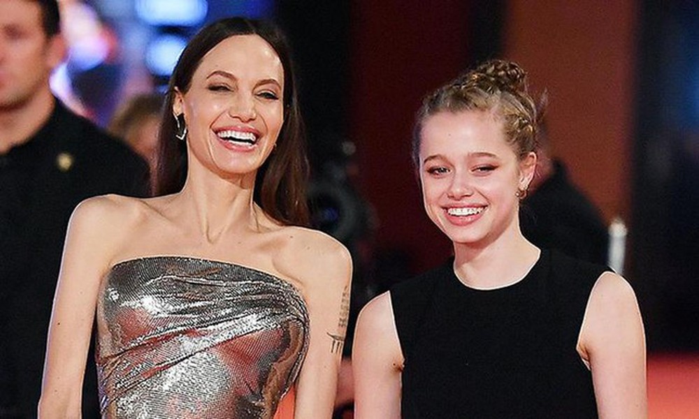 Angelina Jolie ủng hộ và đầu tư cho con gái theo nghệ thuật - Ảnh 4.