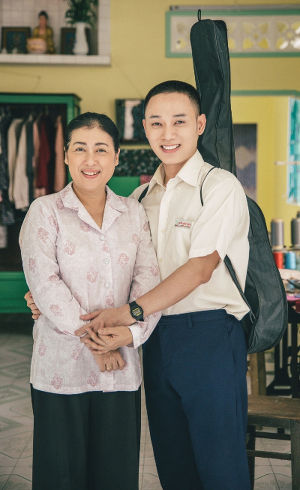 Dàn sao Người Mẹ Nhí sau 16 năm: Angela Phương Trinh thay đổi chóng mặt, 1 nữ diễn viên hạnh phúc bên trời Tây - Ảnh 13.