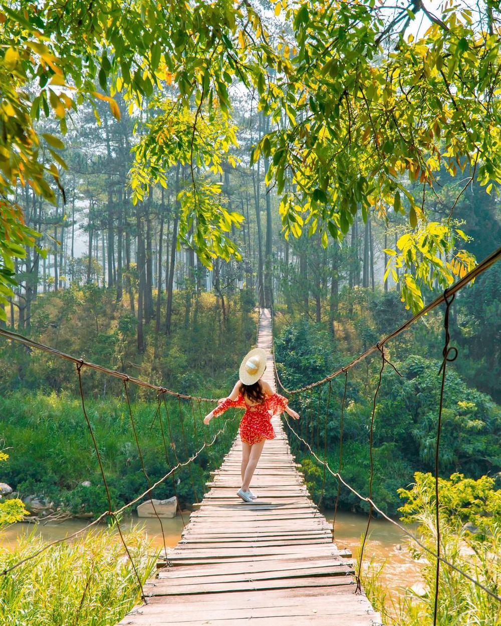 4 cây cầu treo siêu đẹp ở Việt Nam: Cứ đến là “lụm ảnh mỏi tay” nhưng lại không dành cho người yếu tim - Ảnh 4.