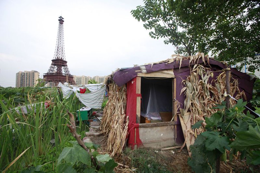 “Paris phiên bản lỗi” bỏ hoang của Trung Quốc: Từ tham vọng về thành phố hoa lệ giữa lòng châu Á tới cảnh ngán ngẩm hiện tại - Ảnh 15.