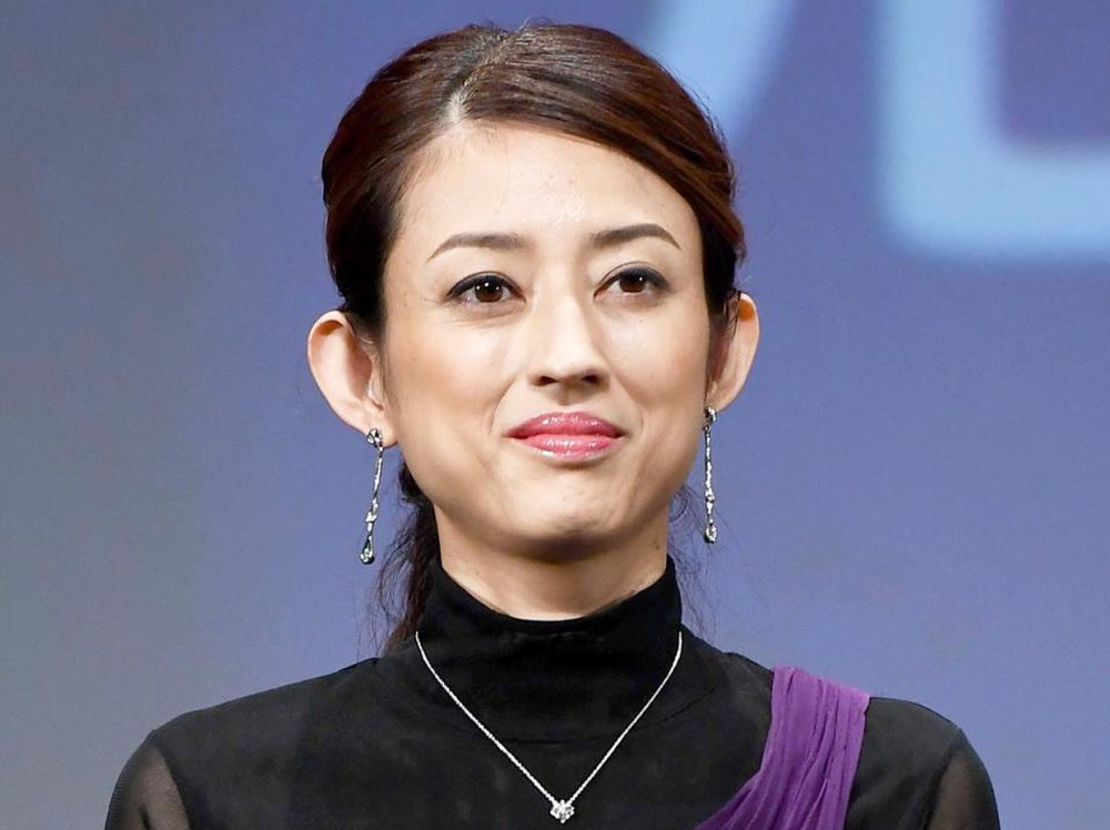 Nữ phụ đẹp nhất nước Nhật: U50 xuống sắc đáng tiếc, bỏ sự nghiệp để chọn gia đình - Ảnh 17.