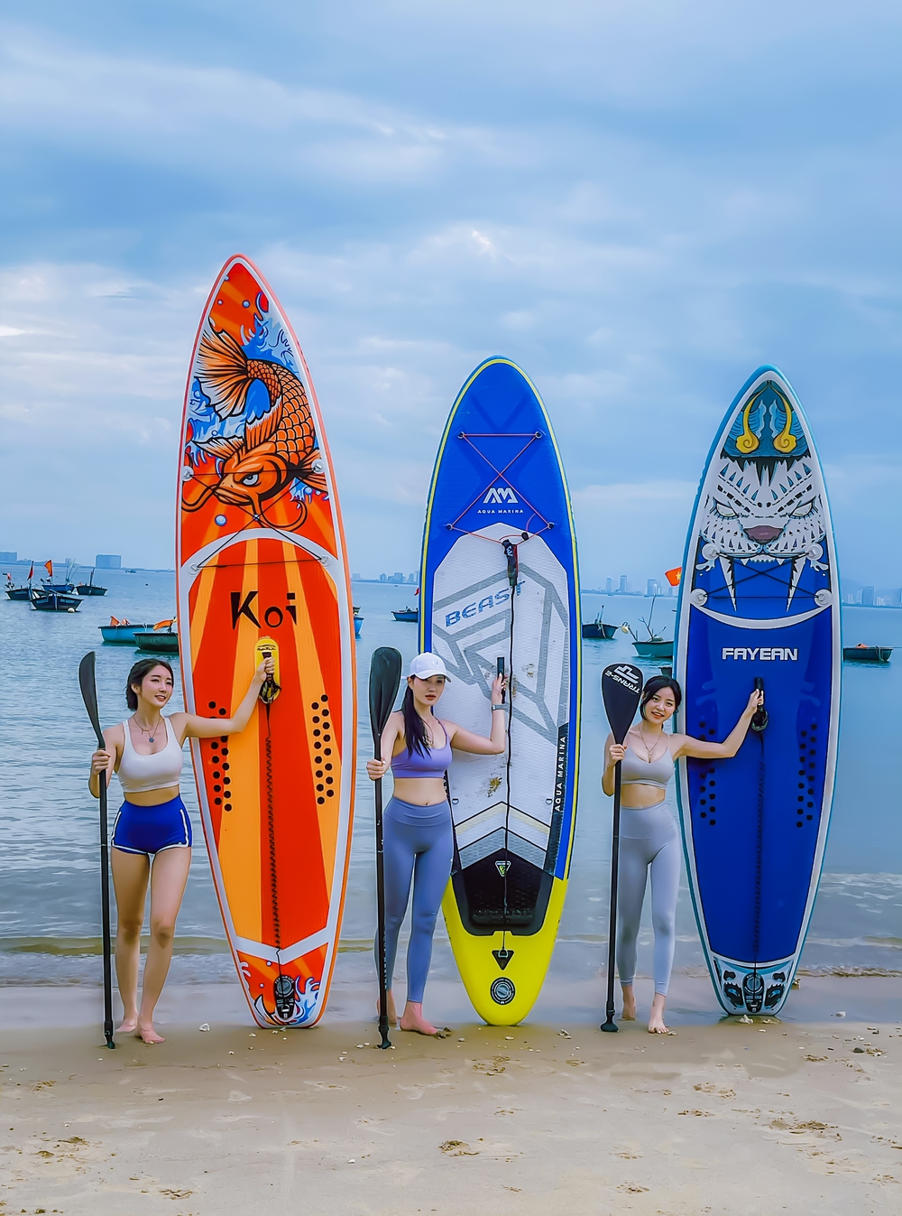 Bức tranh toàn cảnh một Đà Nẵng hồi sinh mạnh mẽ sau đại dịch: Sân bay, đường phố cho đến bãi biển đều đông kín người - Ảnh 17. Bức tranh toàn cảnh một Đà Nẵng hồi sinh mạnh mẽ sau đại dịch: Sân bay, đường phố cho đến bãi biển đều đông kín người - Ảnh 17.