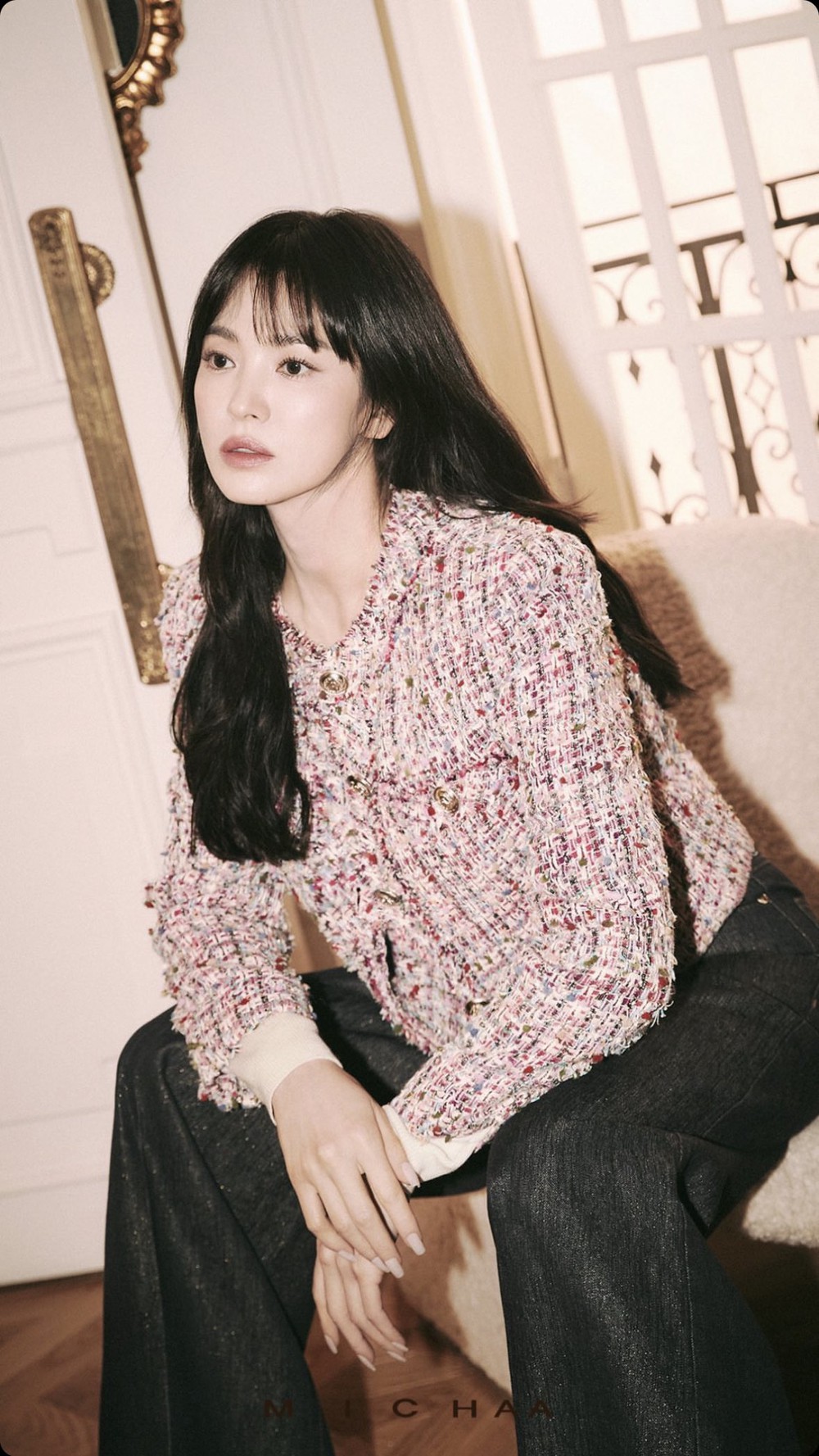 Song Hye Kyo dội bom loạt ảnh tạp chí mới đáp lại ồn ào lão hoá: Nhan sắc xứng tầm định nghĩa cho cụm sốc visual!  - Ảnh 5.