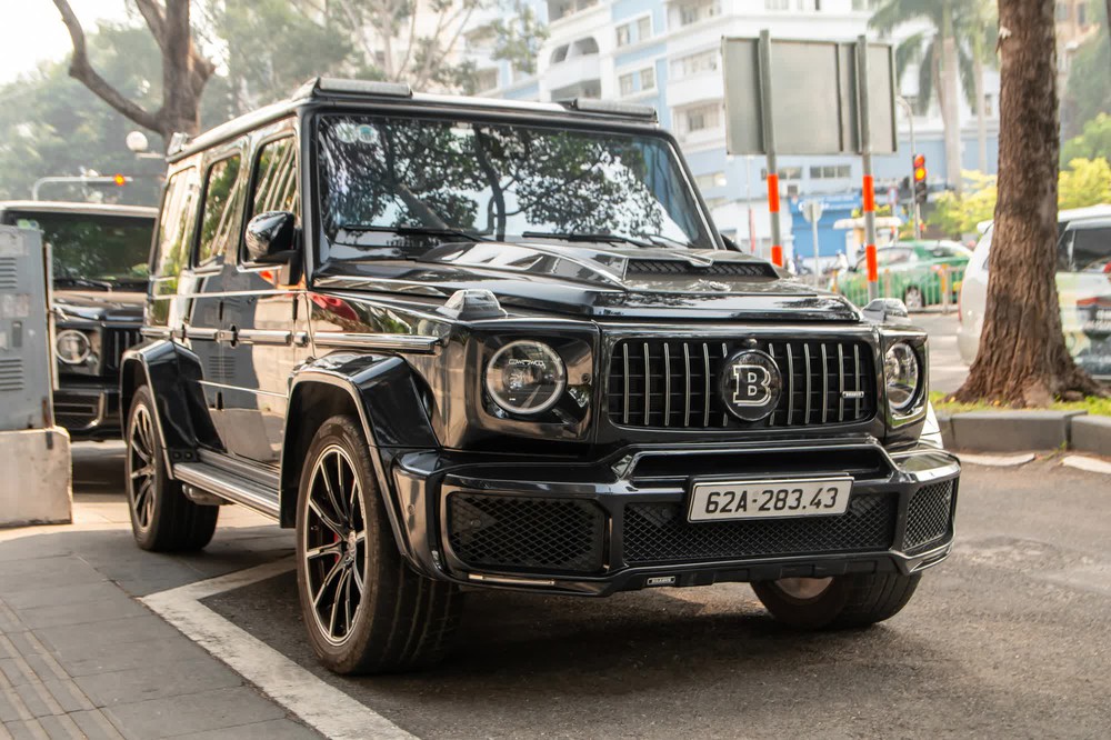 Quá đam mê, rich kid Hà Nội chở siêu xe Ferrari và 3 chiếc G 63 vào TP.HCM để đi phượt tới Phan Thiết - Ảnh 8.