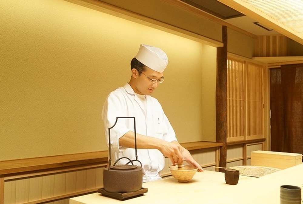 Bí quyết đặc biệt của các nhà hàng Michelin Nhật Bản - Ảnh 10.
