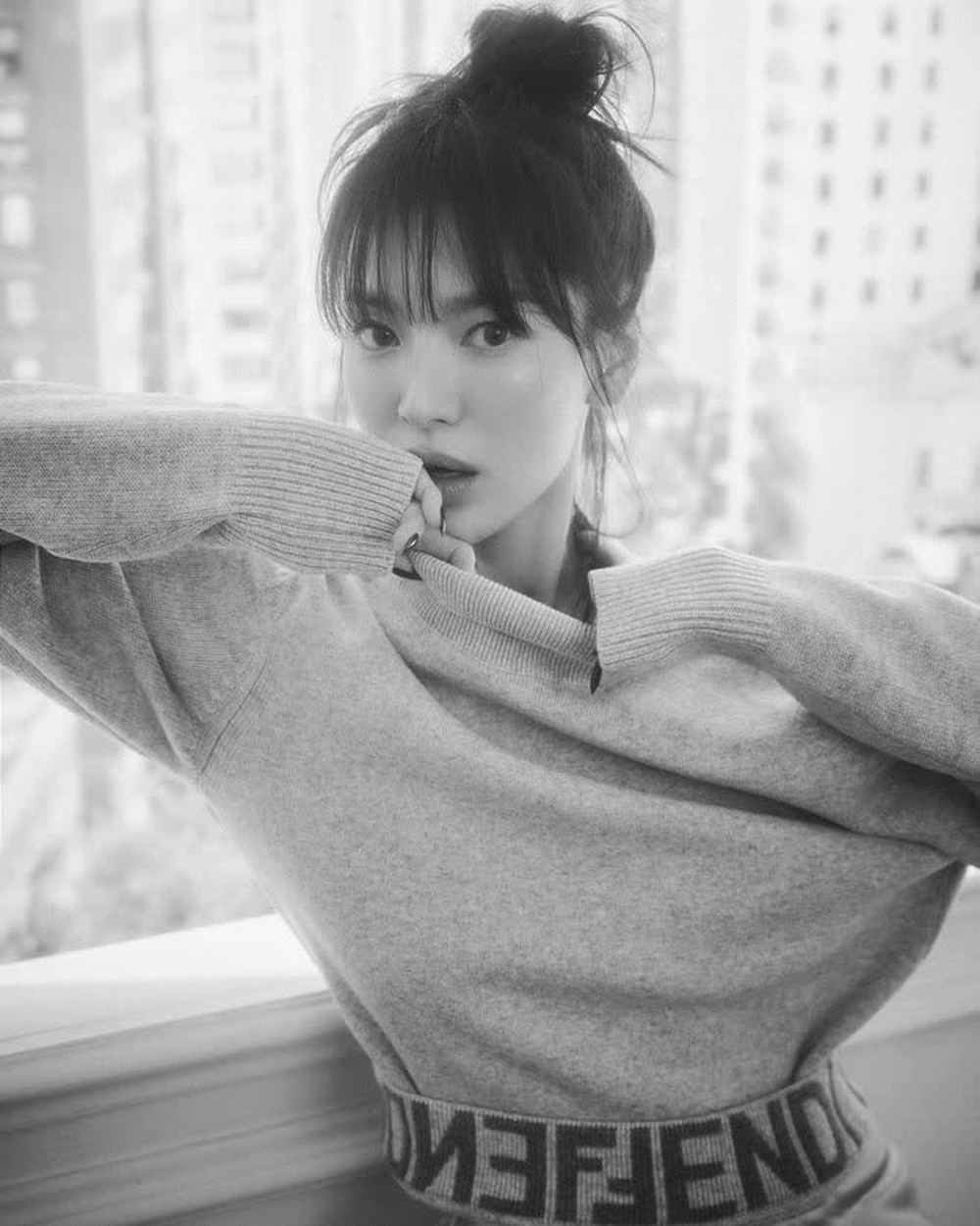 Song Hye Kyo tung ảnh B-cut đẹp như mơ: Không hề kém cạnh A-cut, đập tan mọi lời chê bai lão hóa - Ảnh 6.