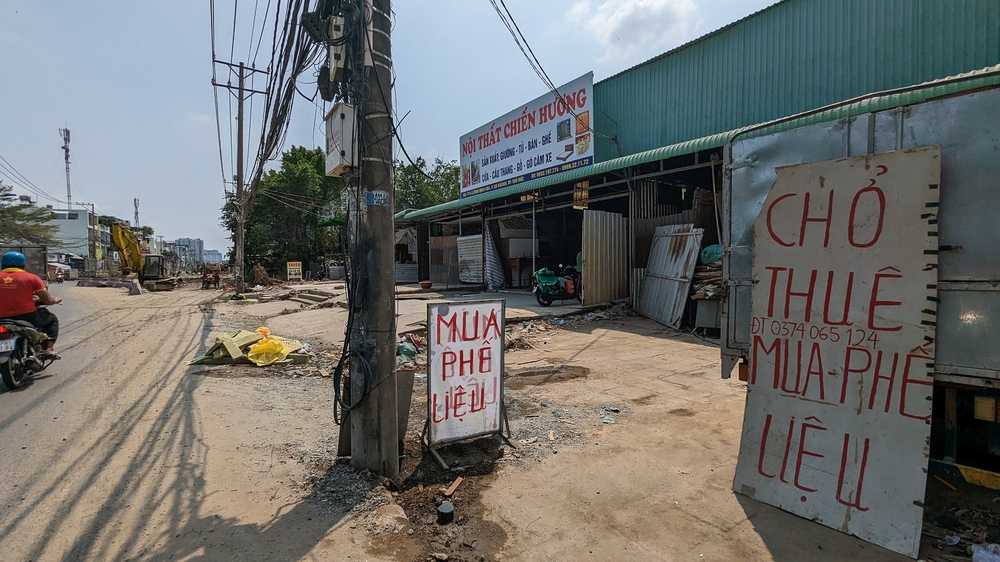 Hiện trạng 2,5km đường hơn 800 tỉ được người dân mong chờ suốt nhiều năm ở TP.HCM - Ảnh 13.