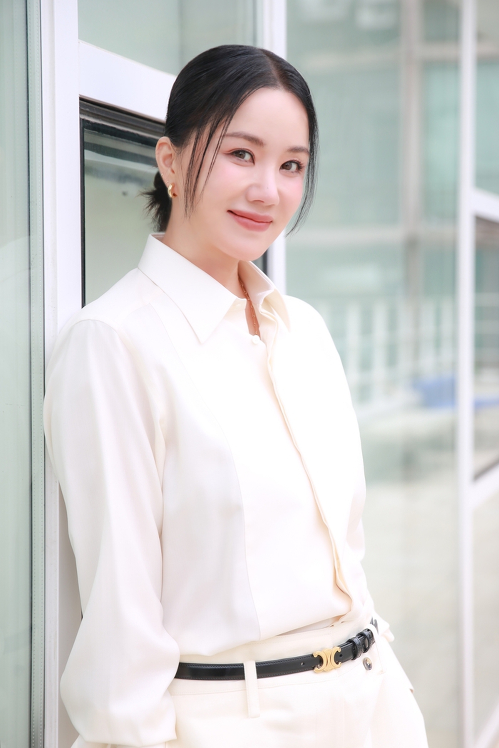 Nữ diễn viên Doctor Cha bất ngờ hé lộ bị ung thư tuyến giáp, không nói được 8 tháng hậu phẫu thuật  - Ảnh 1.