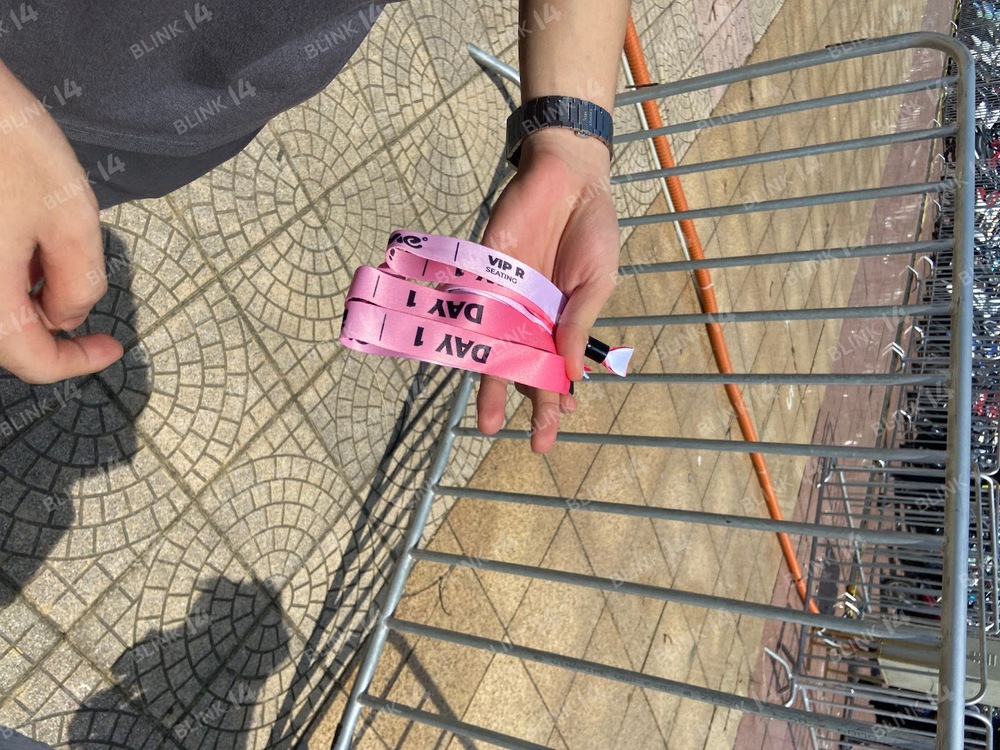 SVĐ Mỹ Đình chật kín người: BLACKPINK 'hốt bạc' và thu hút sự quan tâm của fan quốc tế