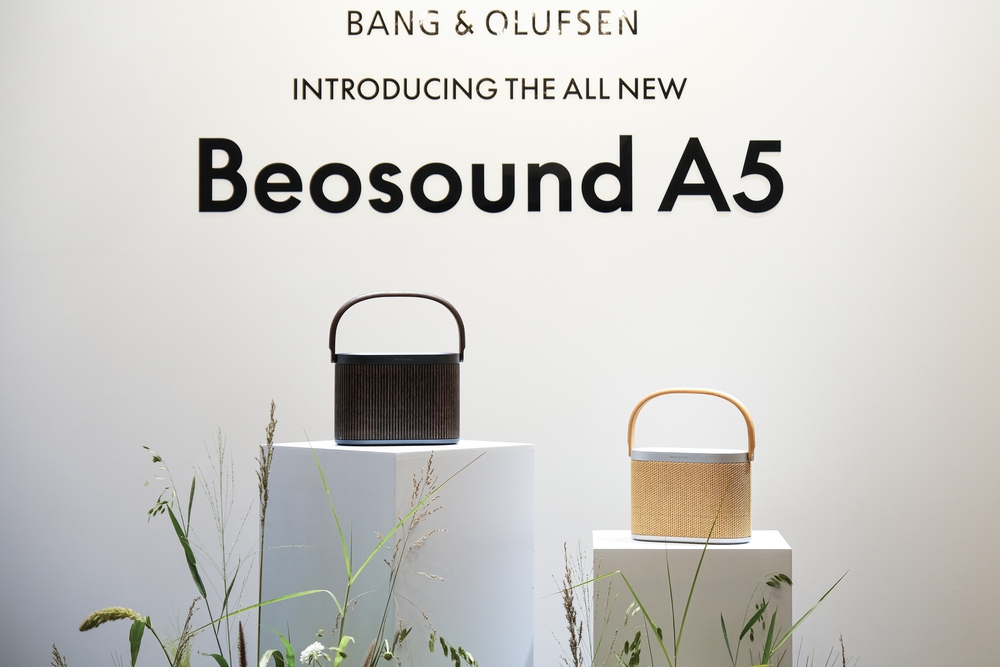 Bang & Olufsen Beosound A5 ra mắt tại Việt Nam: Loa di động đầy chất thơ, thiết kế mô-đun độc đáo! - Ảnh 2.