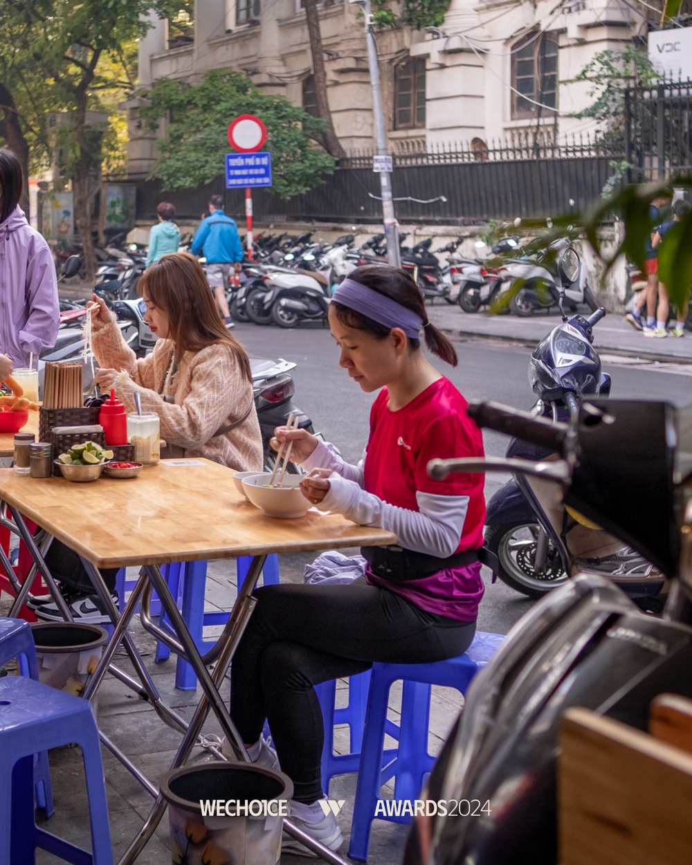 Phở treo, bún treo: Những người rủ nhau “Treo” một bữa “thương” - ấm lòng người thường- Ảnh 6.