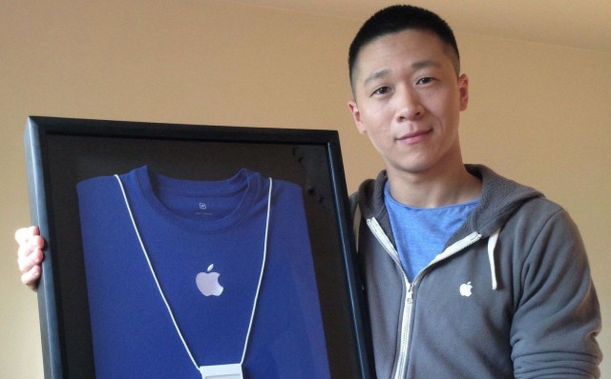 Sam Sung bán áo APPLE làm từ thiện