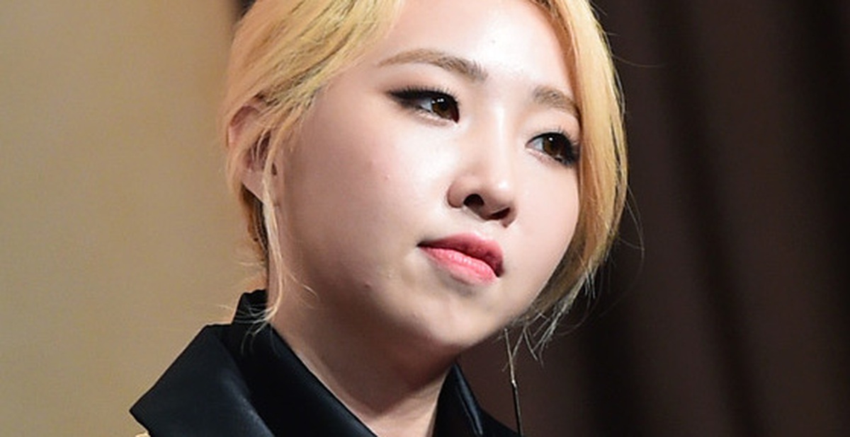 Fan tan chảy trước chất giọng cực ngọt của Minzy trong ca khúc đầu tay