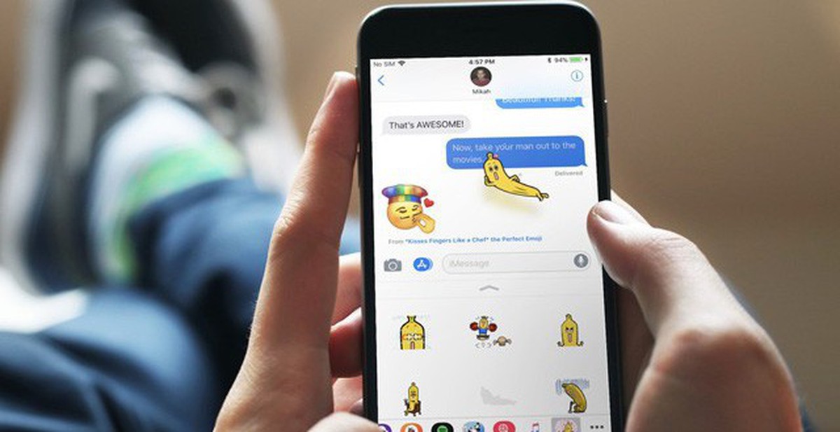 Chat bằng sticker có sẵn chán rồi, ứng dụng này cho phép tạo bộ sticker ...