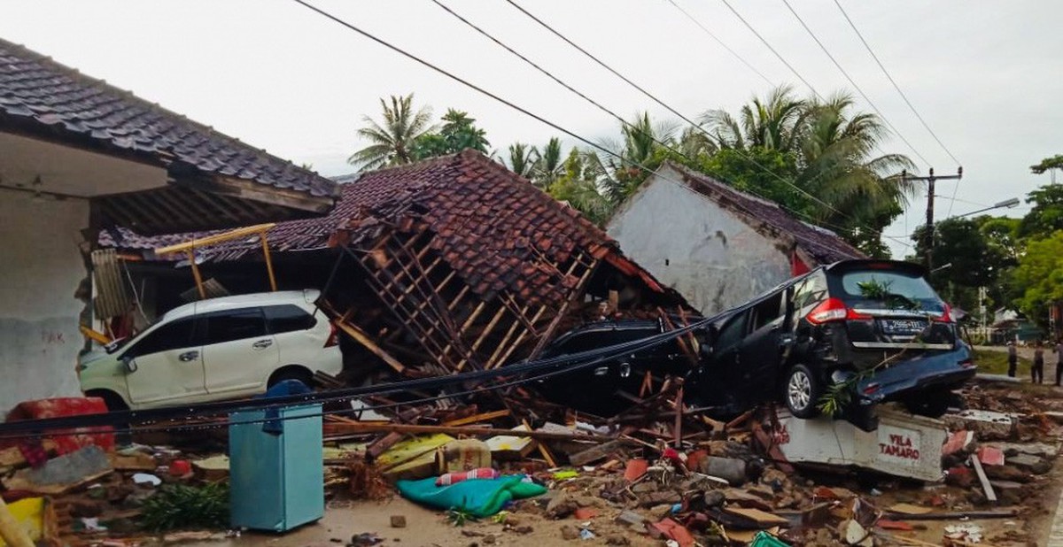 Sóng thần Indonesia: Quan chức tiết lộ gây sốc sau thảm họa sóng thần