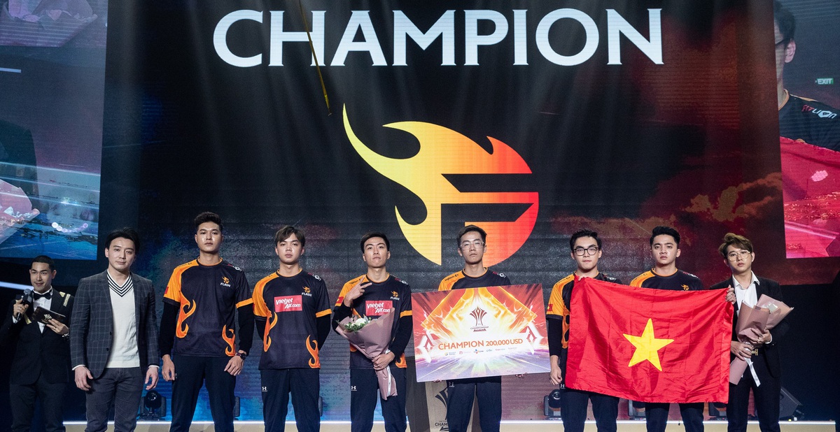 Cột mốc lịch sử Esport Việt Nam gọi tên Team Flash!