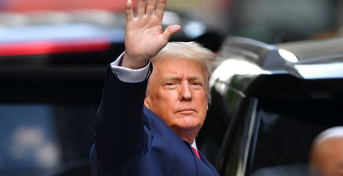 Cựu Tổng thống Donald Trump đóng cửa trang blog cạnh tranh với Facebook ...