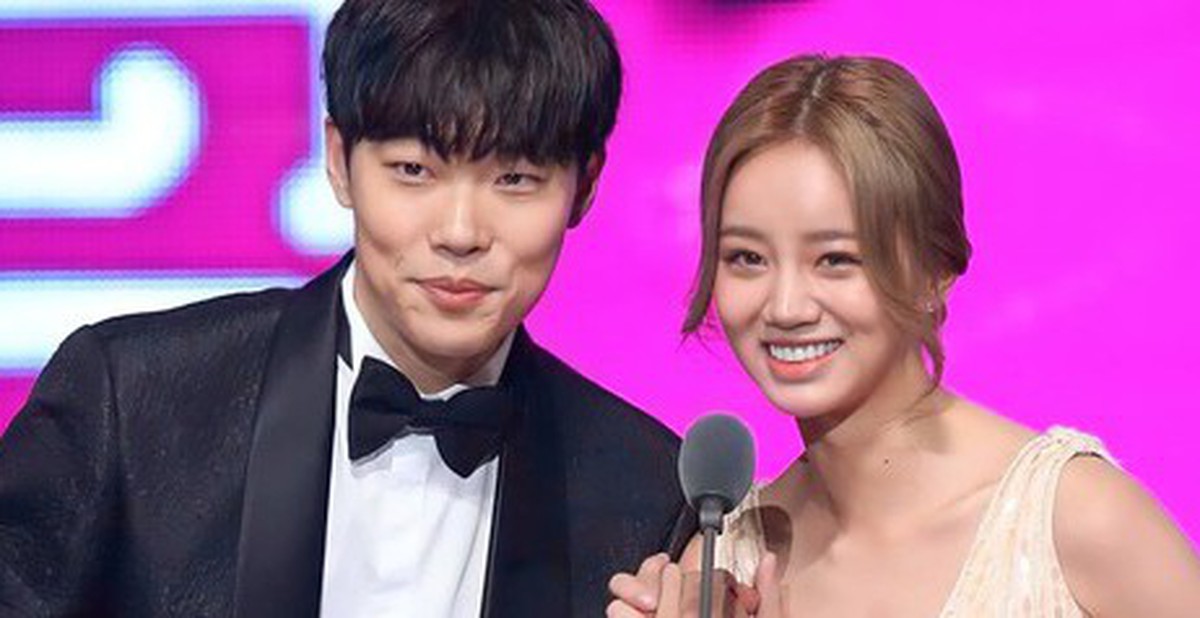 7 năm Ryu Jun Yeol yêu Hyeri trước khi nhanh chóng có người tình mới