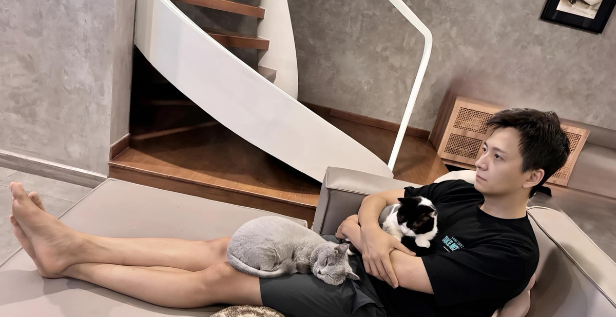 Hé lộ penthouse hơn 20 tỷ của Ngô Kiến Huy: Sân vườn thiết kế đặc biệt, có cả phòng gym bên trong