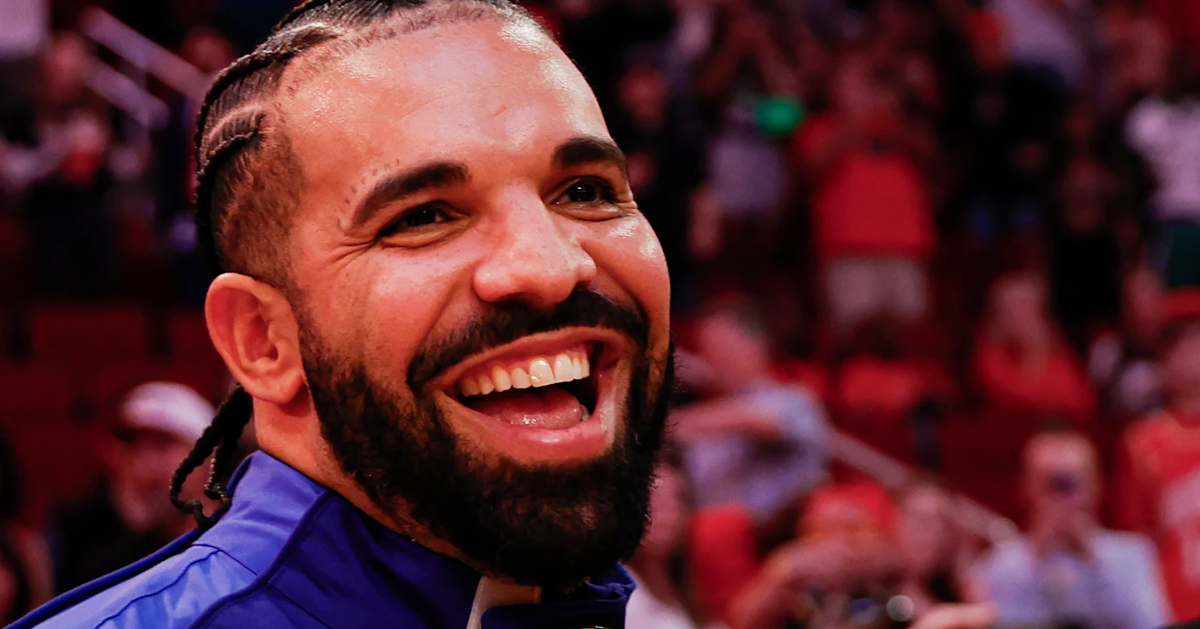 Drake tiếp tục kiện vì bị phỉ báng tại lễ trao giải Grammy và chương ...