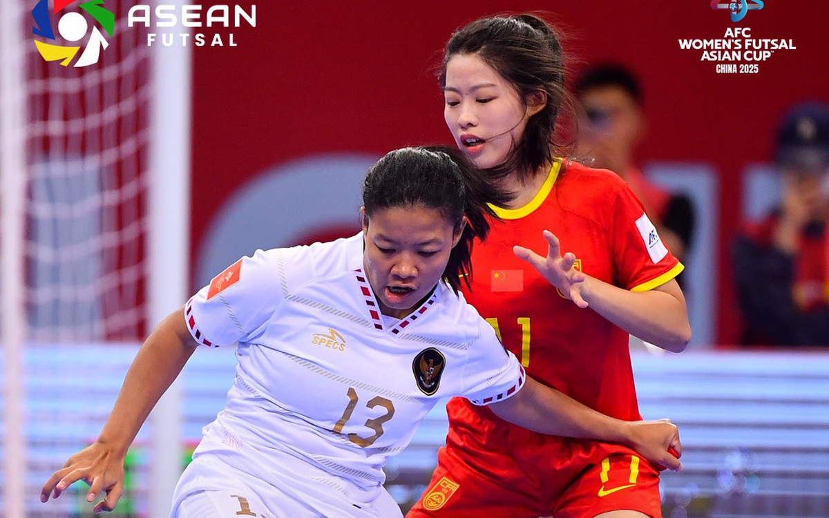 Tuyển Indonesia thảm bại, tan mộng World Cup sau trận đấu khó tin với Trung Quốc