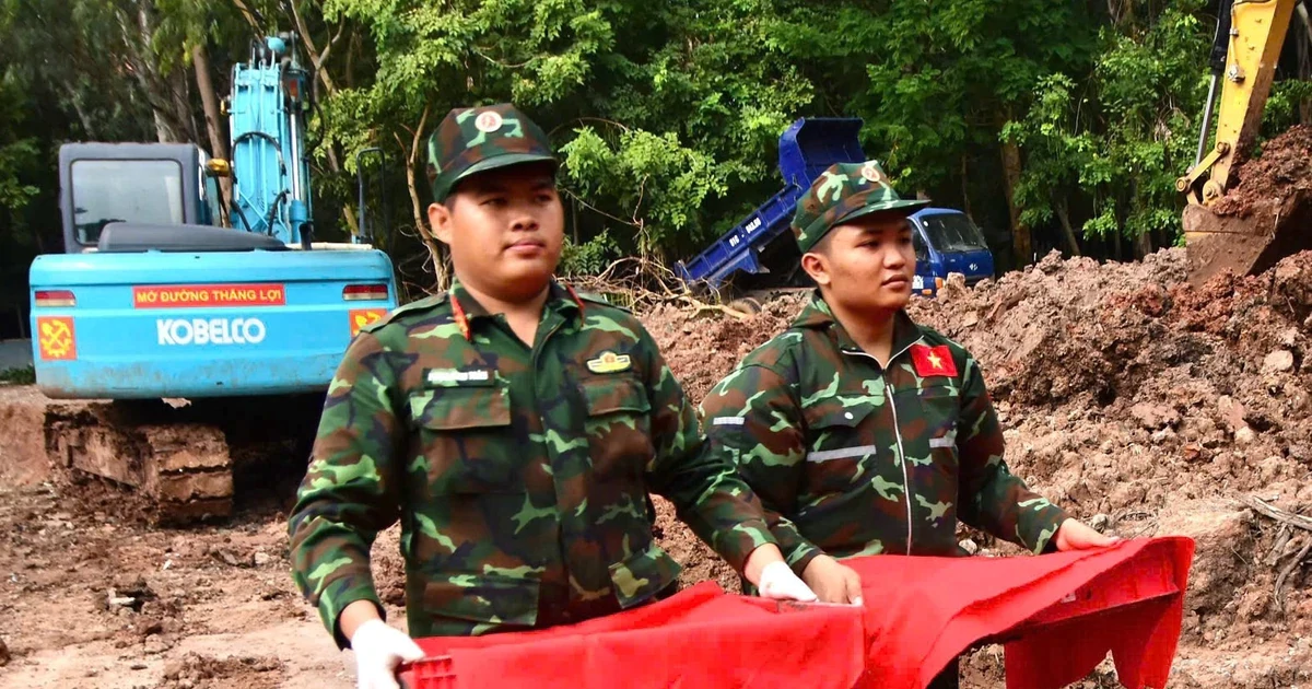 Phát hiện, quy tập thêm 8 hài cốt liệt sĩ tại Công viên Lê Thị Riêng