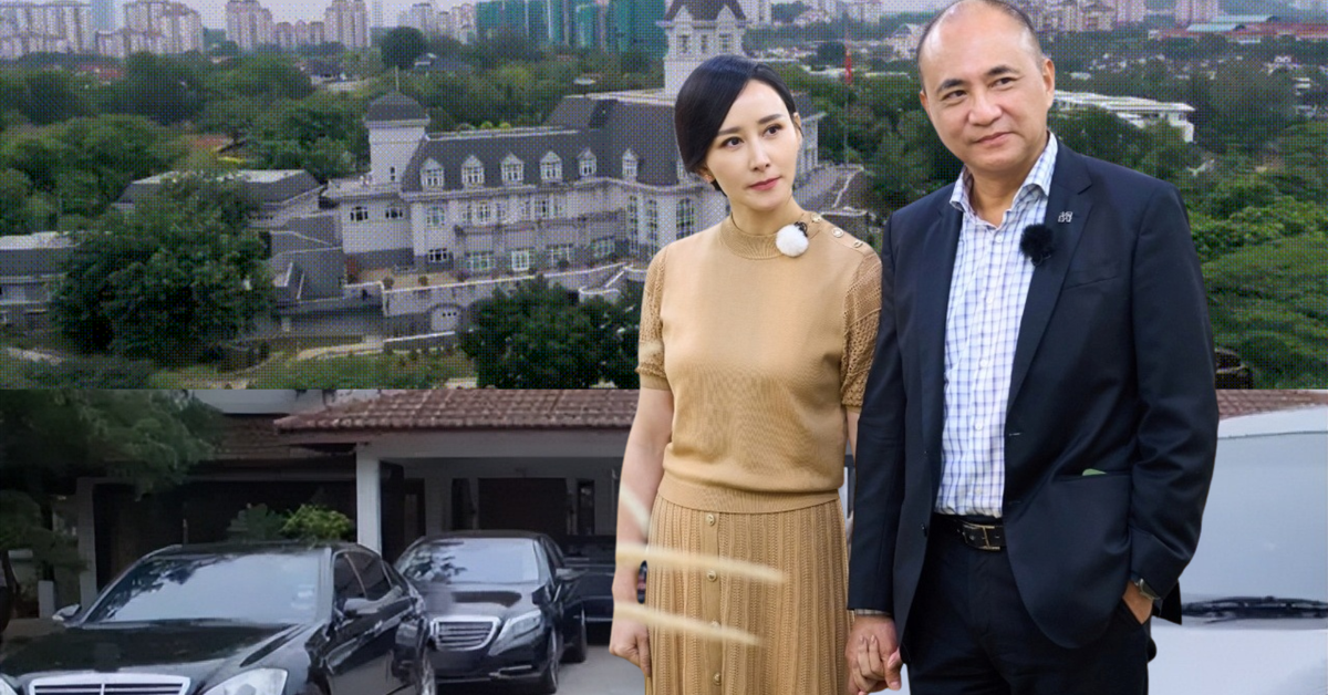 マレーシアの邸宅を背景に並ぶ女優の胡静と夫