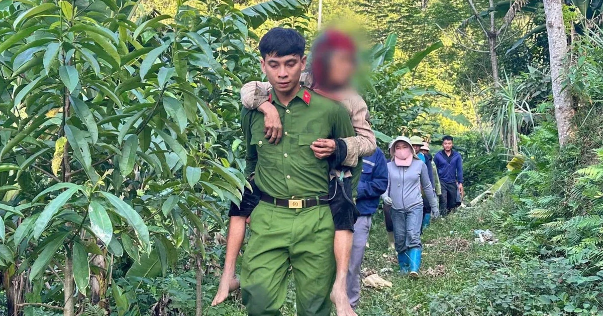 Tìm thấy cụ bà 79 tuổi đi lạc gần 4 ngày trong rừng ở Tuyên Quang