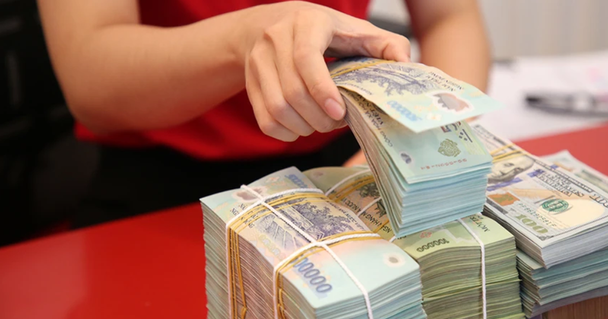 Có 500 triệu đồng gửi ngân hàng, mỗi tháng nhận được bao nhiêu tiền lãi?