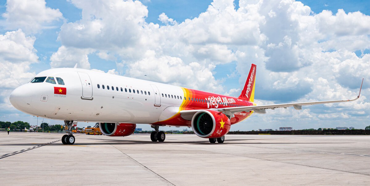 Vietjet của tiến sĩ Nguyễn Thị Phương Thảo đang tuyển nhiều nhân sự thực hiện nhiệm vụ đặc biệt trên máy bay: Không phải phi công hay tiếp viên, chỉ cần bằng trung cấp
