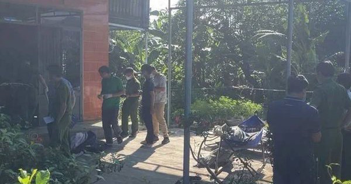 Vụ cháy nhà khiến 2 cha con tử vong: Nghi vấn ông nội khóa trái cửa rồi châm lửa đốt nhà