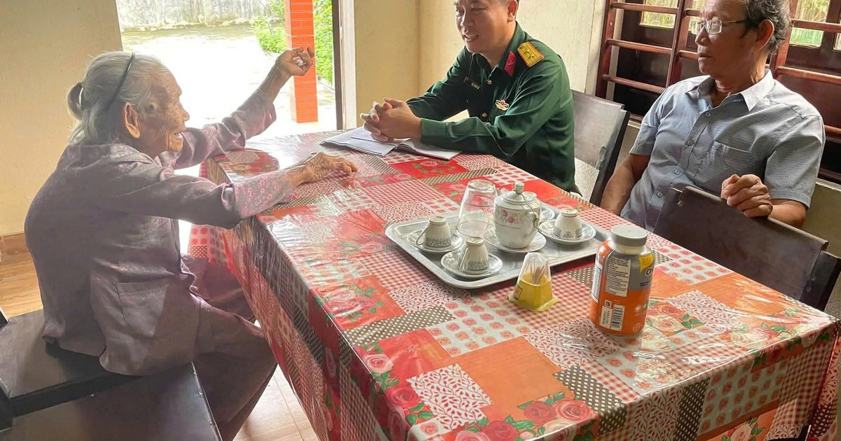 Người dân báo tin hố bom cũ nghi có mộ tập thể liệt sĩ ở Huế