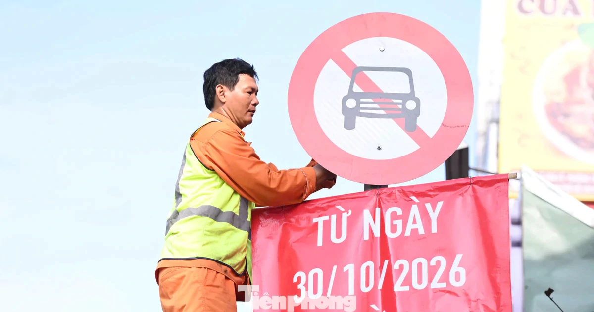 Đổi luồng quanh sân bay Tân Sơn Nhất, nhiều tài xế lúng túng