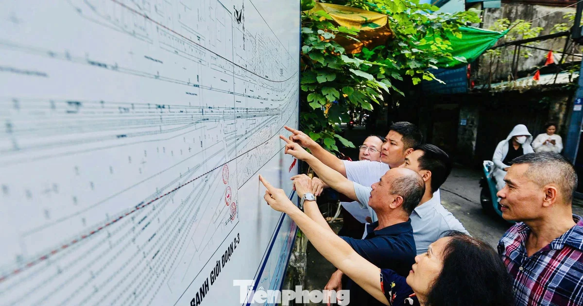 Hàng chục hộ dân ở Định Công bàn giao mặt bằng cho dự án mở rộng Quốc lộ 1A