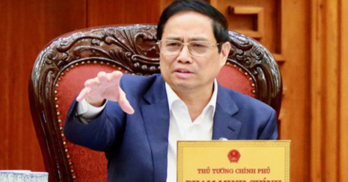 Thủ tướng: Sử dụng tiết kiệm xăng dầu, khuyến khích dùng xe điện