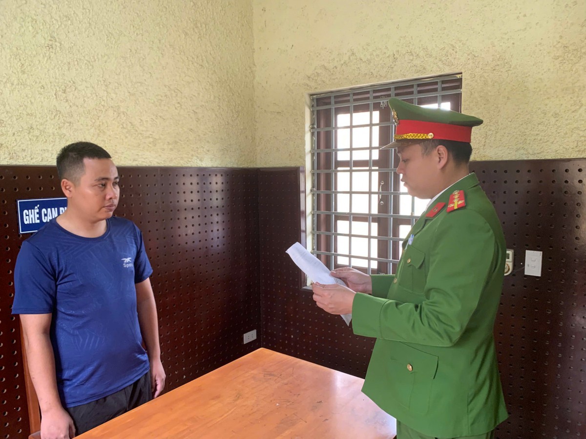 Ra quyết định bắt khẩn cấp tài xế Vũ Văn Tuấn SN 1991