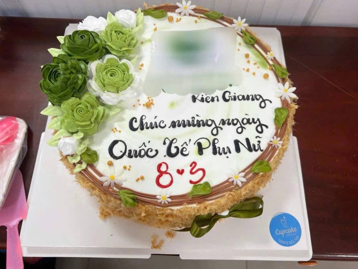 63 người nghi ngộ độc sau khi ăn bánh kem dịp 8/3