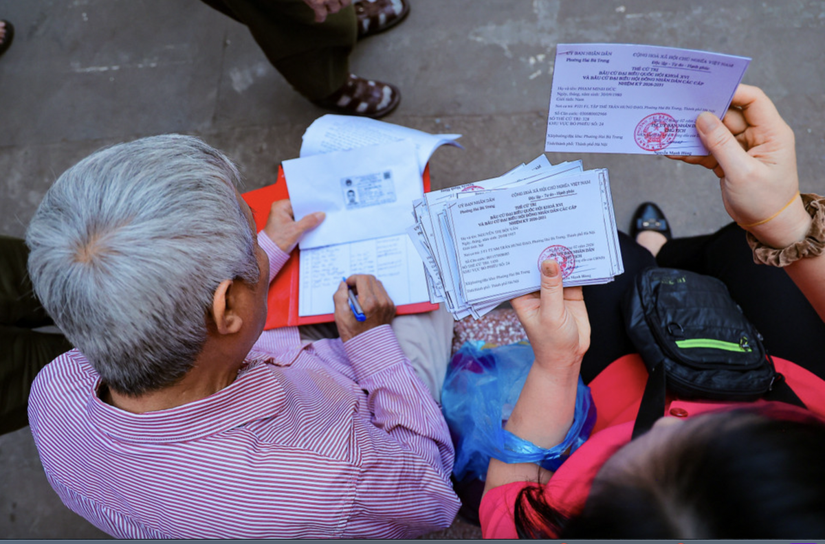 Có được nhờ người viết hộ, bỏ hộ phiếu bầu cử không? Quy định nhiều cử tri cần biết trước ngày bỏ phiếu