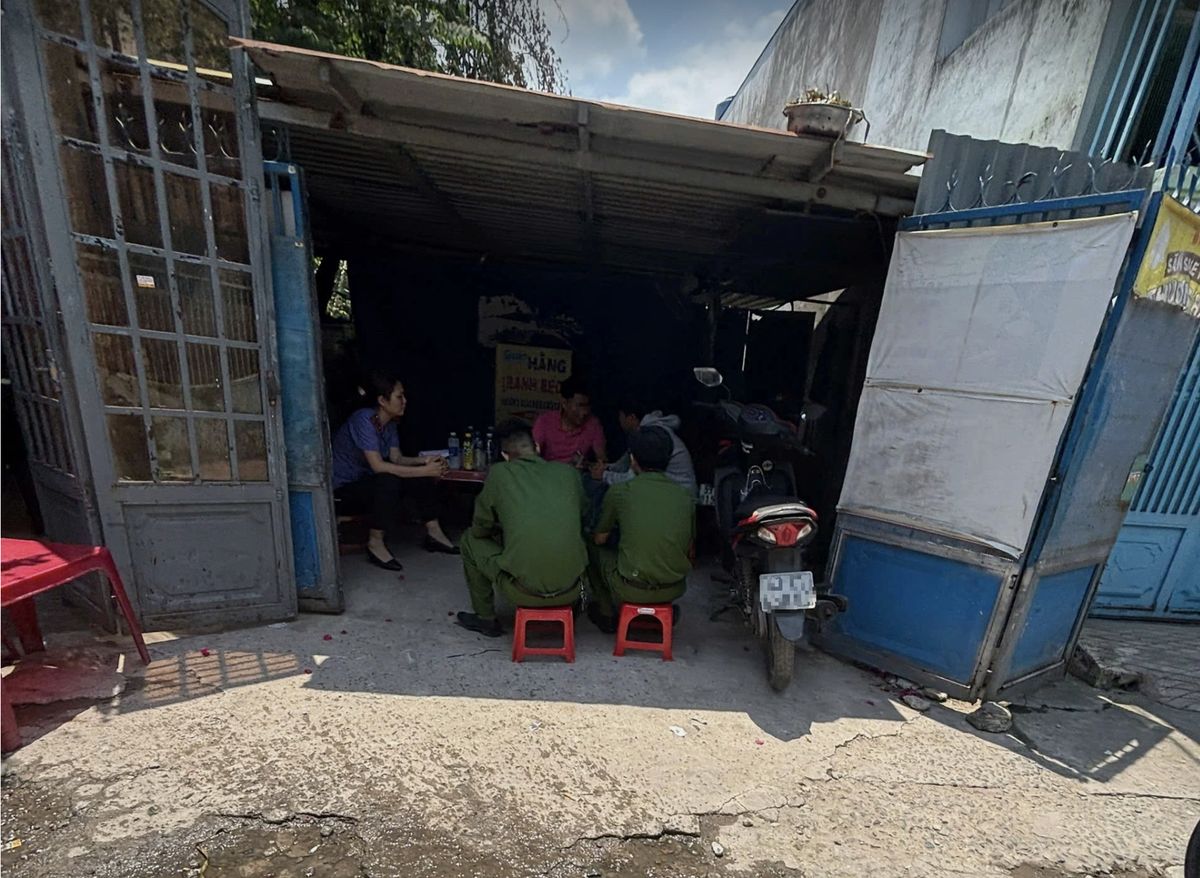 Nghi án mâu thuẫn gia đình dẫn đến phóng hỏa ở TP.HCM, 3 người nhập viện trong tình trạng bỏng nặng