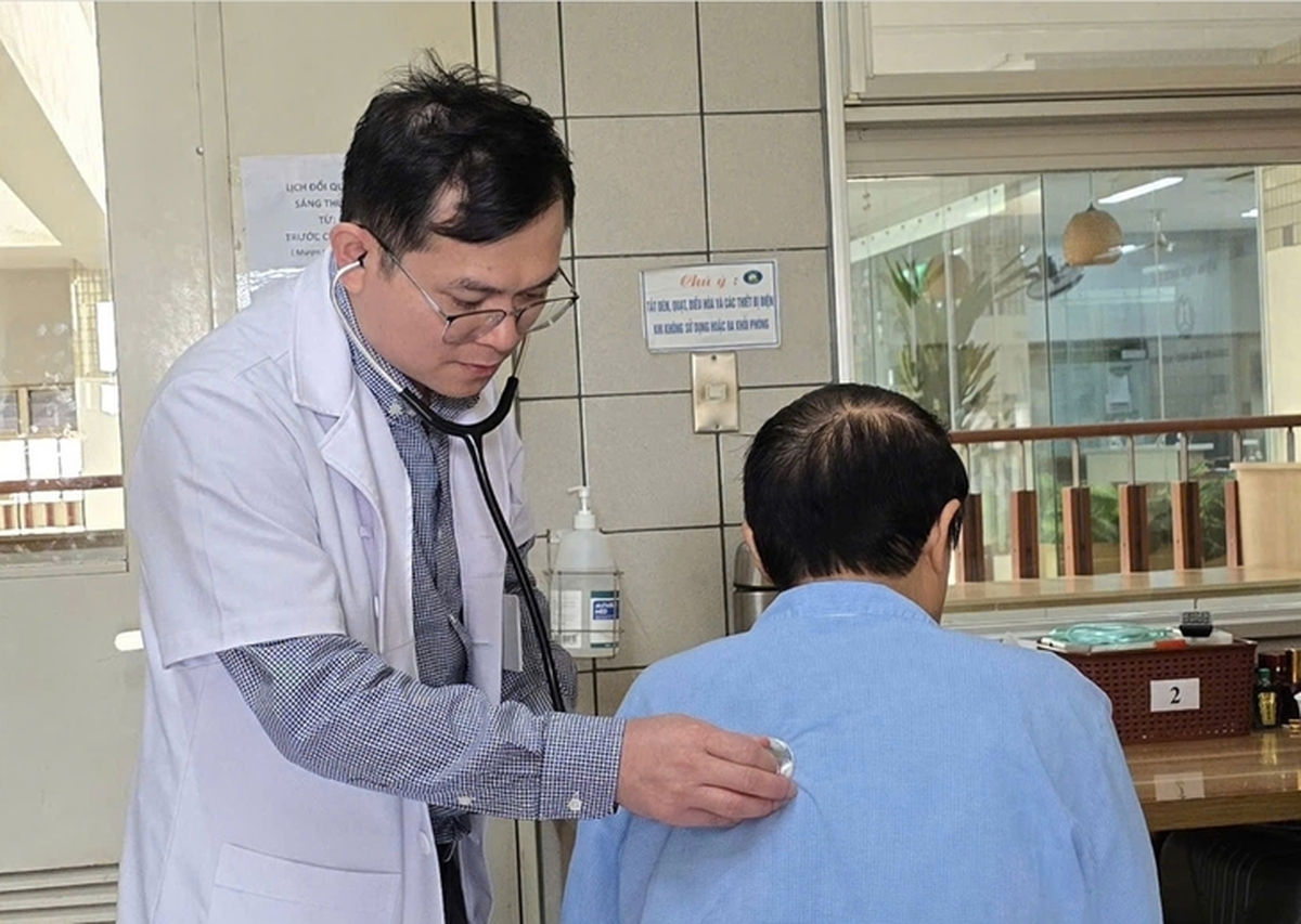 70% 'nốt mờ' phổi nhỏ dưới 3cm có thể ác tính, bác sĩ khuyến cáo gì?
